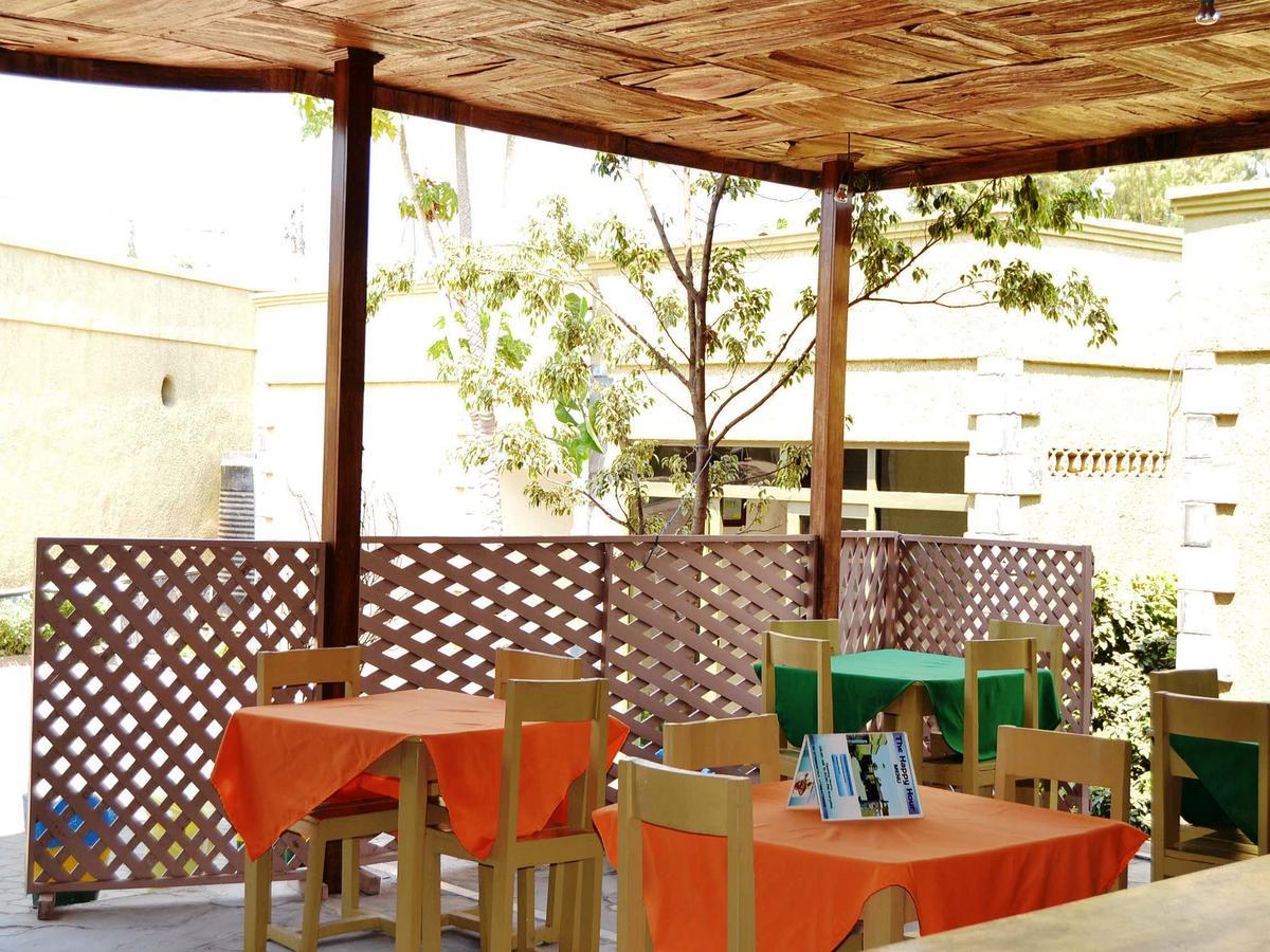 The Happy Hour Bed & Breakfast Kigali Exterior photo